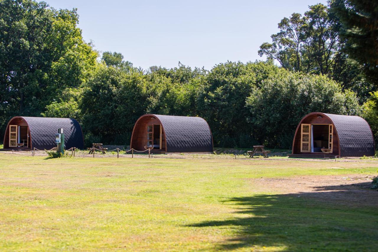 The Woolpack Glamping Ξενοδοχείο Μέιντστοουν Εξωτερικό φωτογραφία